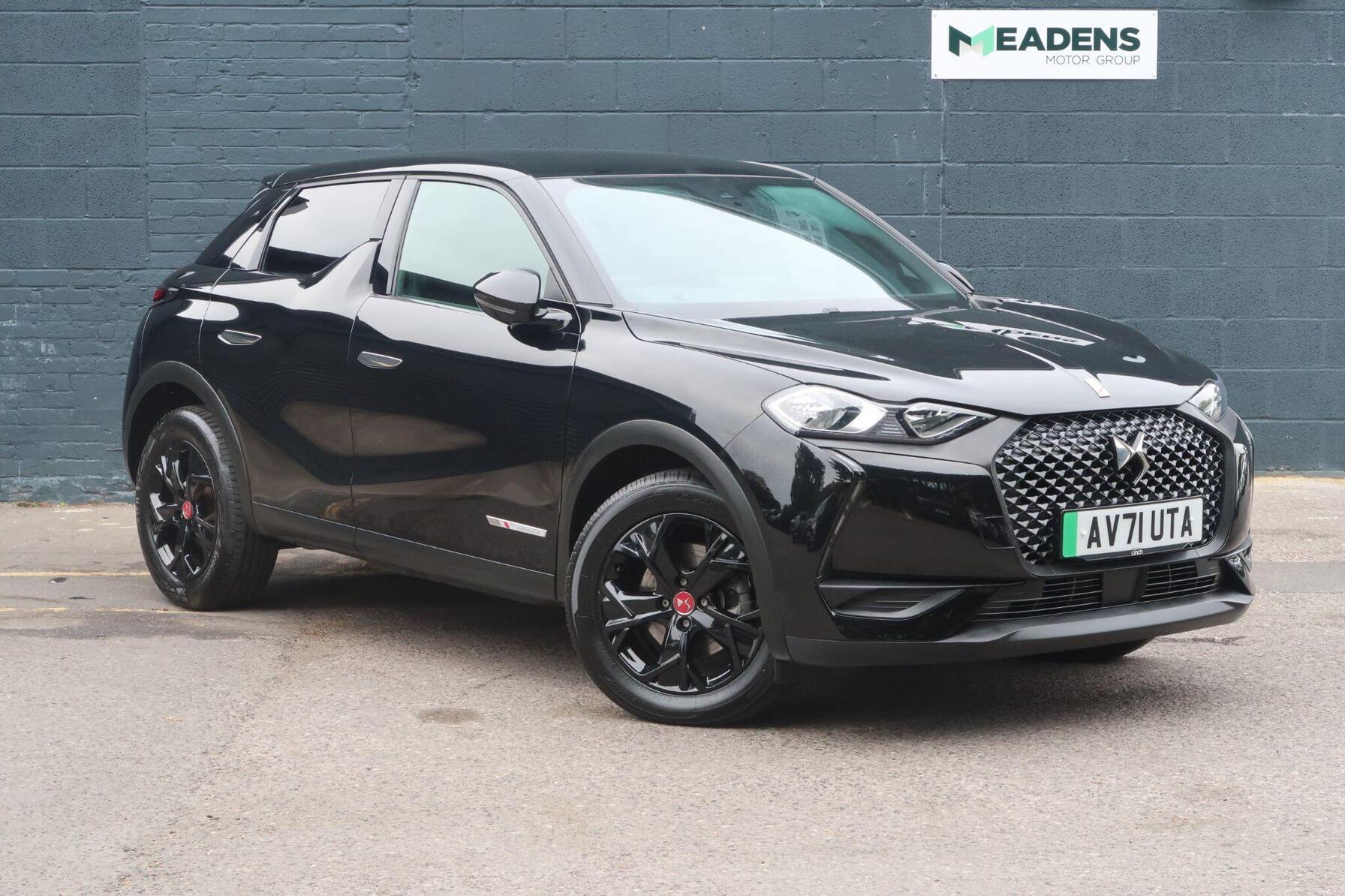 2022/71 DS AUTOMOBILES DS 3 CROSSBACK E-TENSE 50kWh Performance Line Crossback Auto 5dr SUV