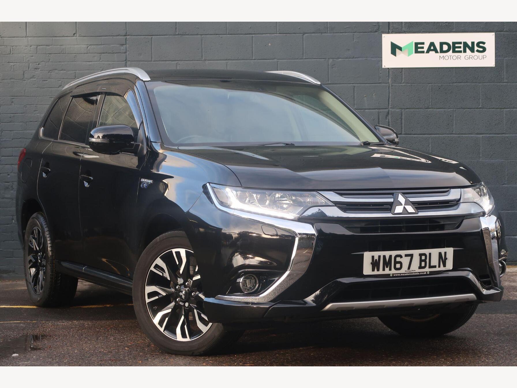 2017/67 Mitsubishi Outlander 2.0h 12kWh 4h CVT 4WD Euro 6 (s/s) 5dr SUV