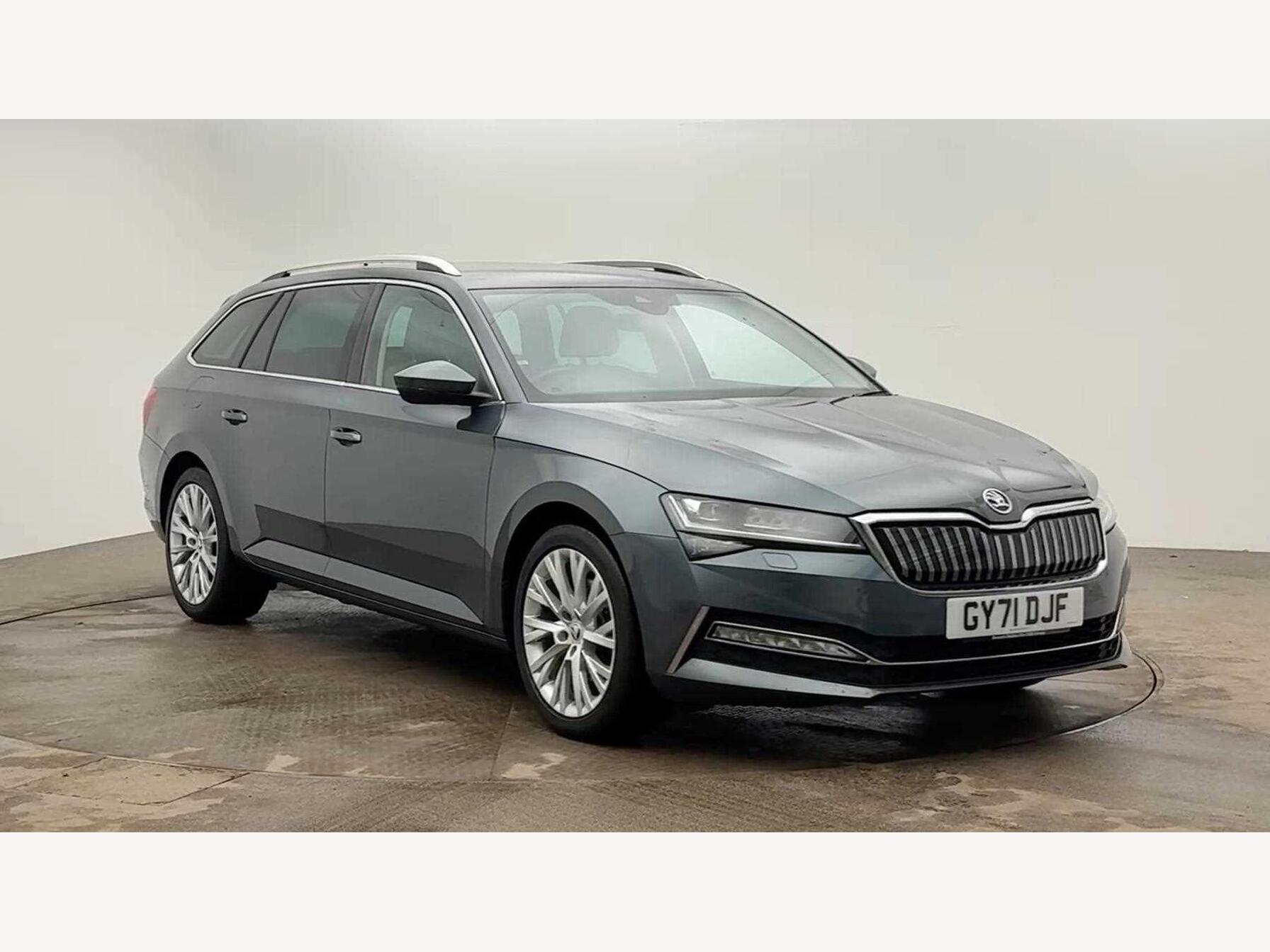 2021/71 Skoda Superb Estate